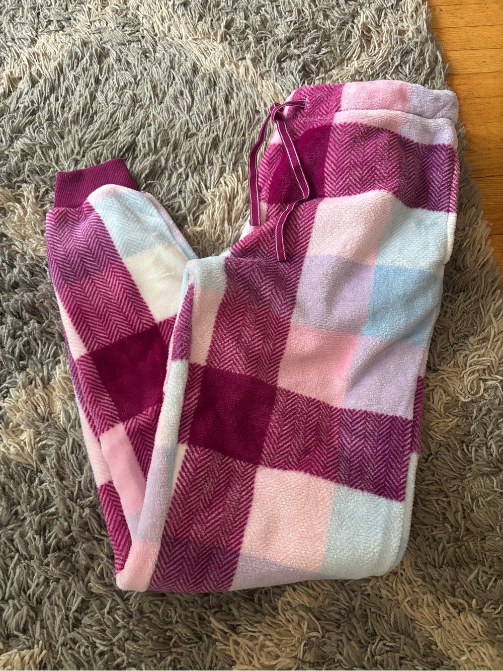 Women’s  Pink Plaid Fleece Jogger Pants